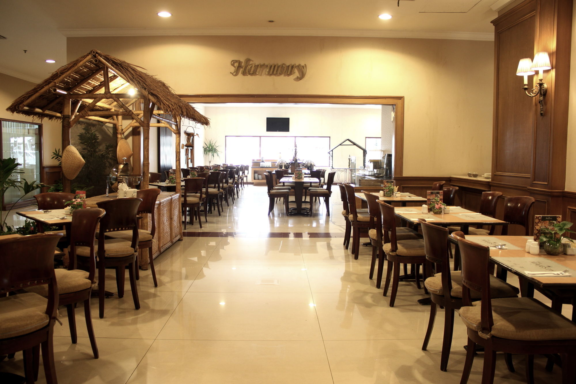 皇家商业家庭酒店 万隆 外观 照片